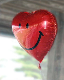 heart-shaped baloon